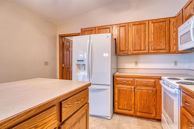 5540 Kiowa Circle, Evansville, IN 47715