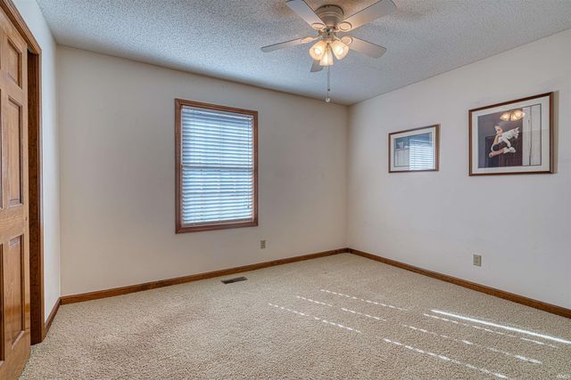 5540 Kiowa Circle, Evansville, IN 47715