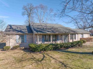 5540 Kiowa Circle, Evansville, IN 47715