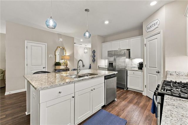 6388 Lanier Harbor Landing, Buford, GA 30518