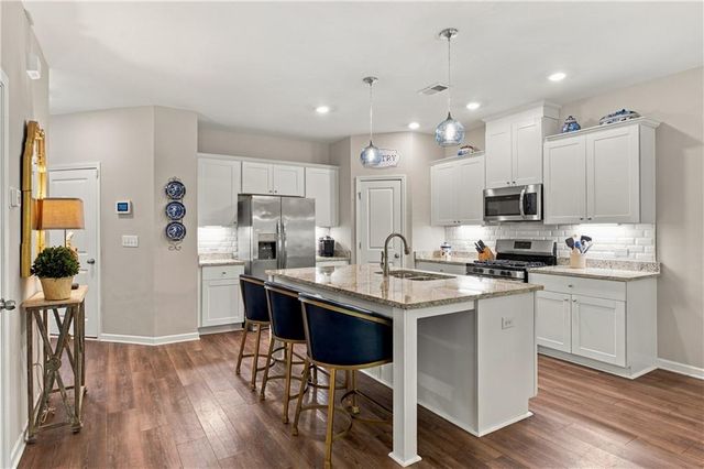 6388 Lanier Harbor Landing, Buford, GA 30518