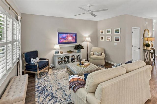 6388 Lanier Harbor Landing, Buford, GA 30518