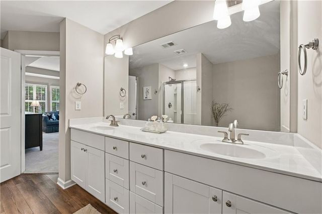 6388 Lanier Harbor Landing, Buford, GA 30518
