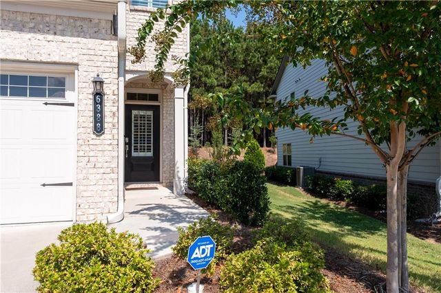 6388 Lanier Harbor Landing, Buford, GA 30518