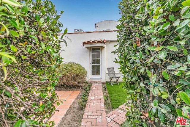 746 Ashland Avenue GH, Santa Monica, CA 90405