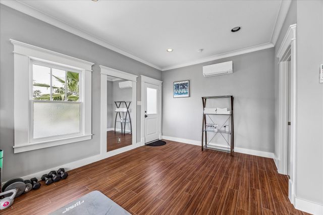 635 13th Street, Houston, TX 77008