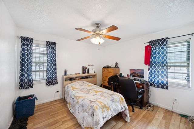 8332 Foxwood Lane, Dallas, TX 75217