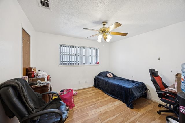 8332 Foxwood Lane, Dallas, TX 75217