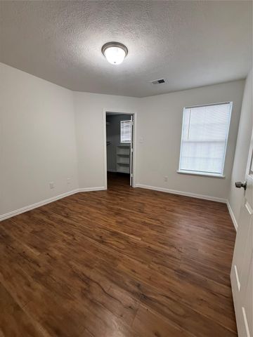 9018 Mcgallion Road, Houston, TX 77022