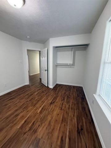 9018 Mcgallion Road, Houston, TX 77022