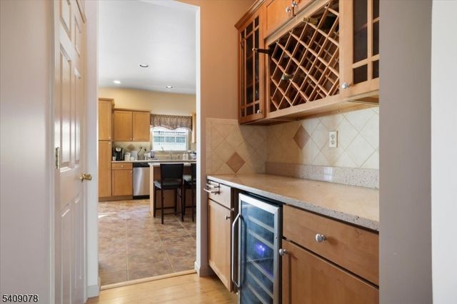 5 Upper Plateau Dr, Vernon Twp., NJ 07462