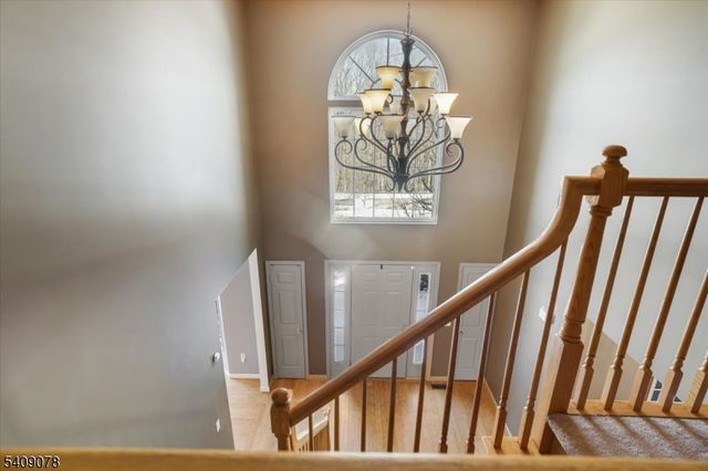 5 Upper Plateau Dr, Vernon Twp., NJ 07462