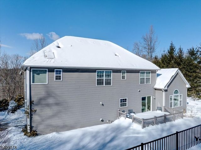 5 Upper Plateau Dr, Vernon Twp., NJ 07462