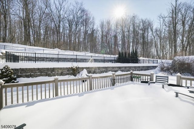 5 Upper Plateau Dr, Vernon Twp., NJ 07462