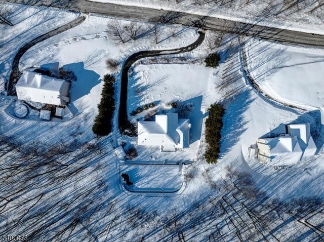 5 Upper Plateau Dr, Vernon Twp., NJ 07462