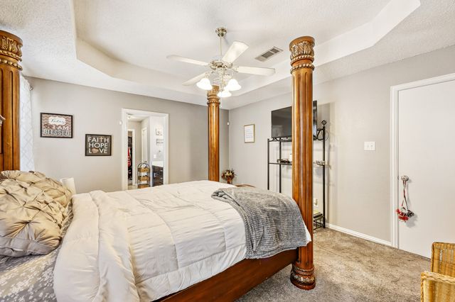 902 Teakwood Lane, Desoto, TX 75115