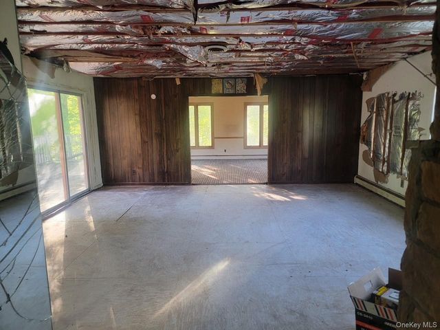 60 Mayer Drive, Suffern, NY 10901