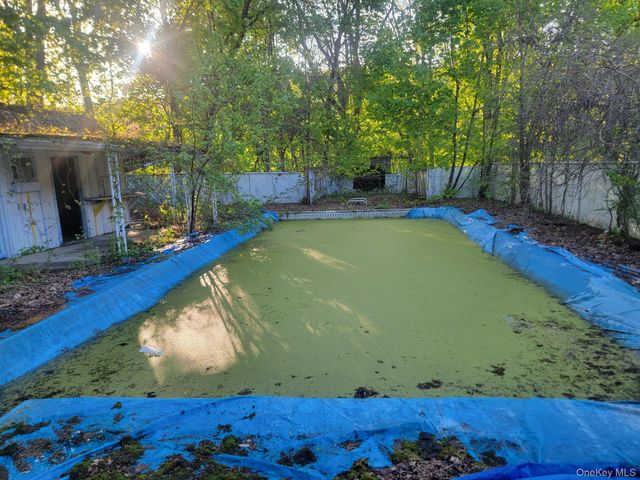 60 Mayer Drive, Suffern, NY 10901