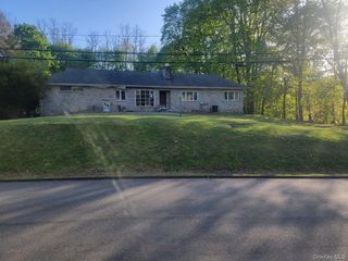 60 Mayer Drive, Suffern, NY 10901