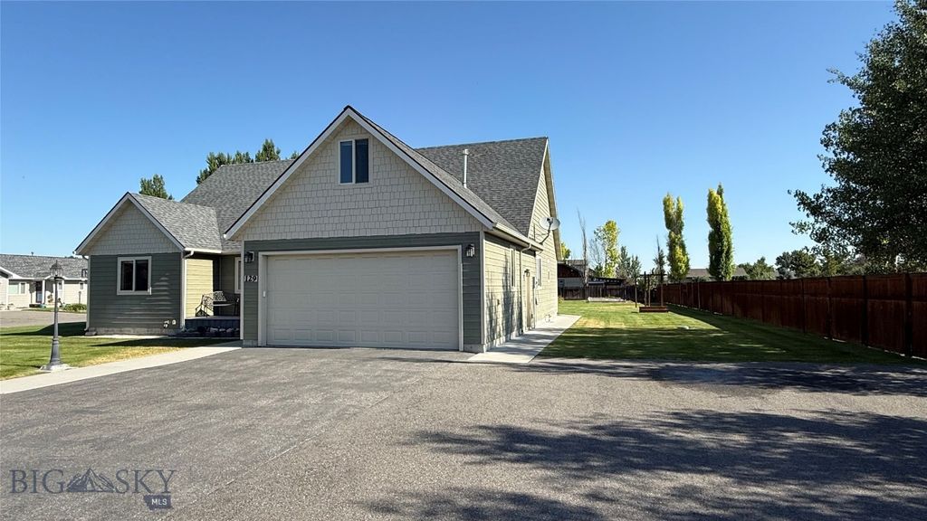 129 E Tobiano Trail, Belgrade, MT 59714