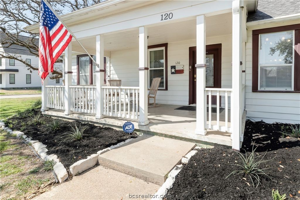 120 Fairway Drive, Bryan, TX 77801 — photo 3