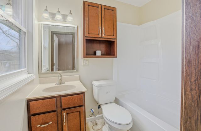 2501 SPRUCE DR DR, Columbia, MO 65202