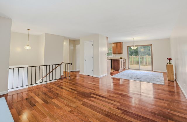 2501 SPRUCE DR DR, Columbia, MO 65202