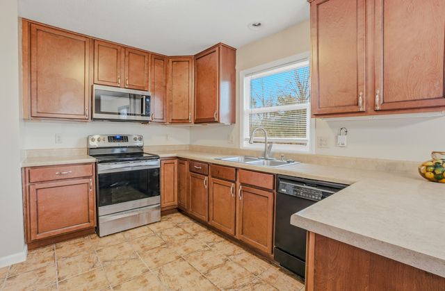 2501 SPRUCE DR DR, Columbia, MO 65202