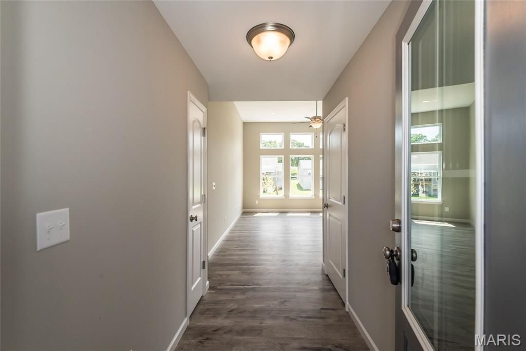 960 Brookfield Chase Court, Florissant, MO 63031