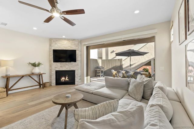 851-53 Sapphire, San Diego, CA 92109