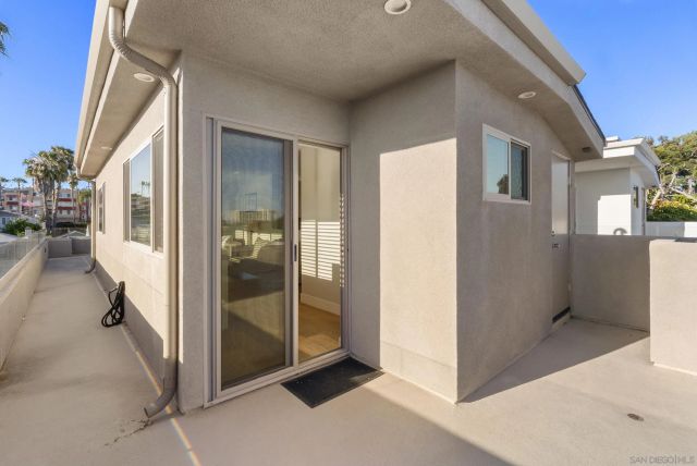 851-53 Sapphire, San Diego, CA 92109