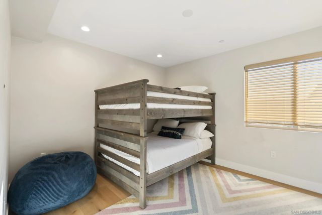 851-53 Sapphire, San Diego, CA 92109