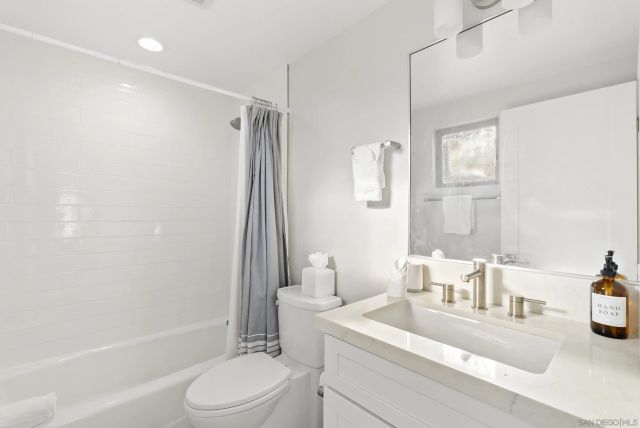 851-53 Sapphire, San Diego, CA 92109