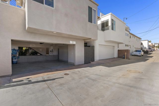 851-53 Sapphire, San Diego, CA 92109