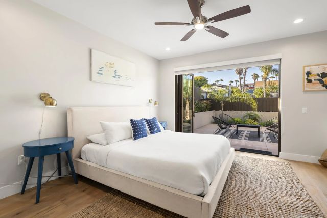 851-53 Sapphire, San Diego, CA 92109
