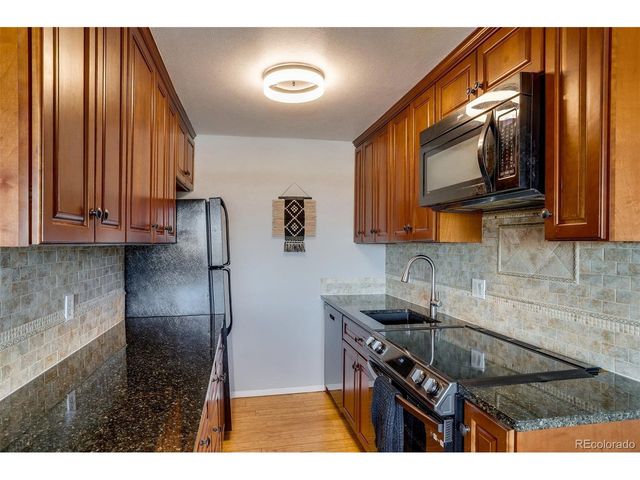 1270 N Marion St 512, Denver, CO 80218