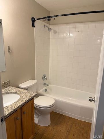 671 Southwell Lane, Florissant, MO 63031