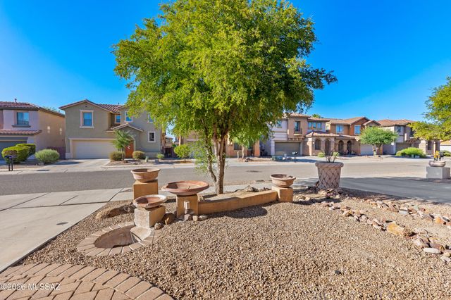 1605 W Homecoming Way, Tucson, AZ 85704