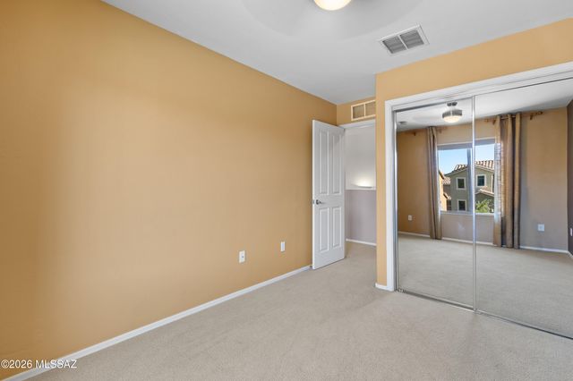 1605 W Homecoming Way, Tucson, AZ 85704