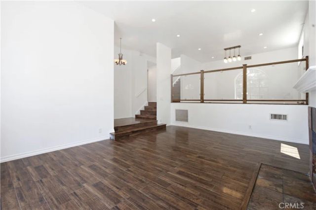 5244 Baza, Los Angeles, CA 91364