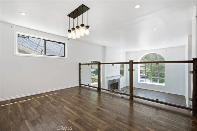 5244 Baza, Los Angeles, CA 91364