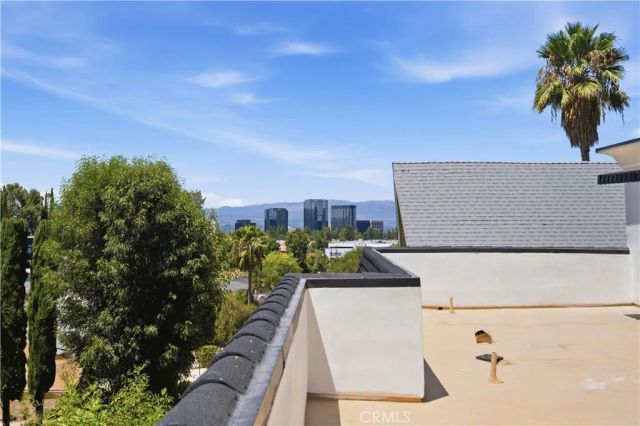 5244 Baza, Los Angeles, CA 91364