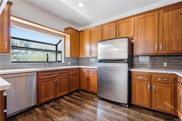 5244 Baza, Los Angeles, CA 91364