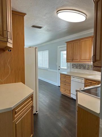 6690 17TH STREET N, St Petersburg, FL 33703