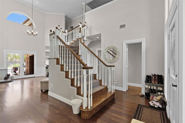 2136 Brownstone Court, Grapevine, TX 76051