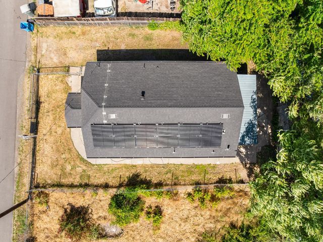 760 Sycamore Ave, Olivehurst, CA 95961