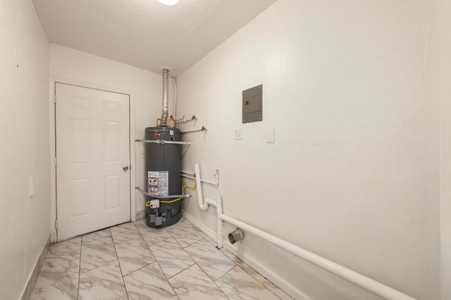 760 Sycamore Ave, Olivehurst, CA 95961