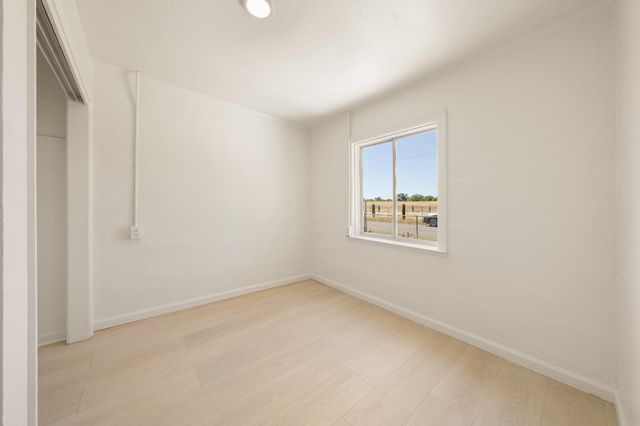760 Sycamore Ave, Olivehurst, CA 95961