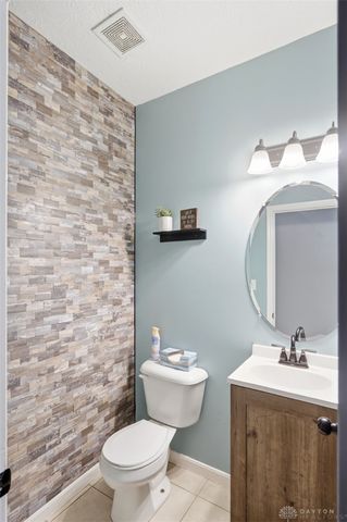 740 Oak Forest Drive, Hamilton Twp, OH 45152