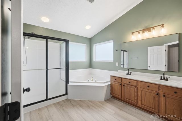 740 Oak Forest Drive, Hamilton Twp, OH 45152